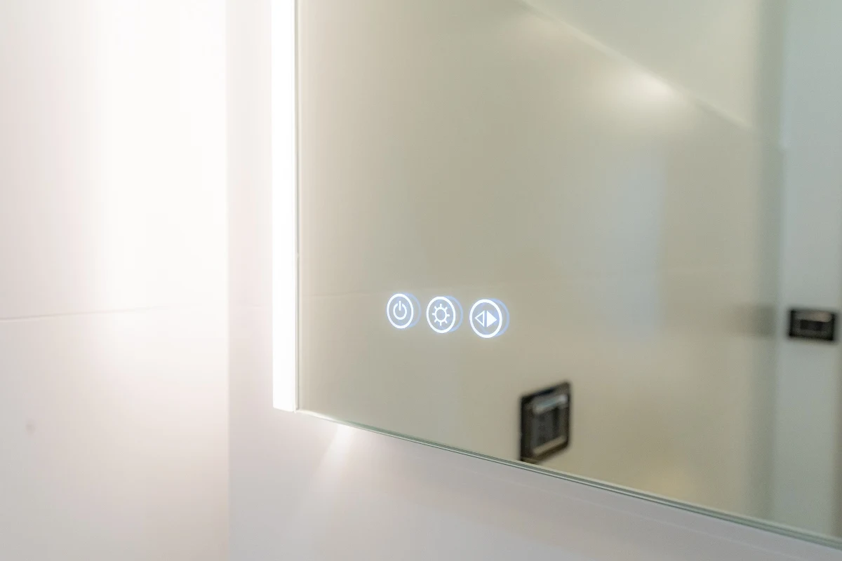 Ocean Room 6